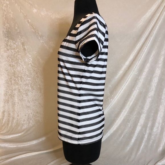 NWOT. White House Black Market top - Picture 2 of 9